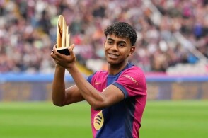 足球报谈本托下课：阿联酋足协早想换帅，去年18强赛前4轮1平3负