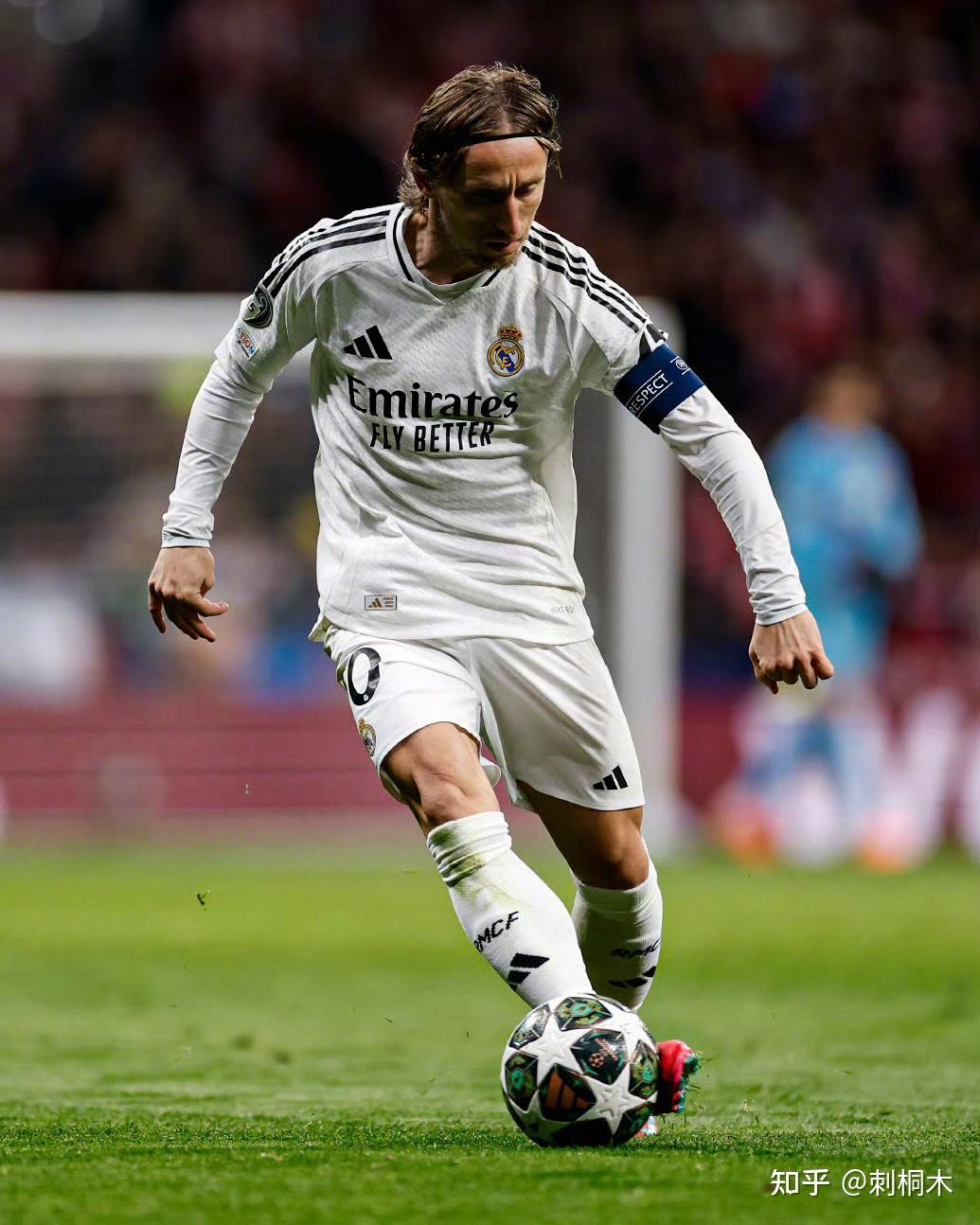 绝杀+读秒绝杀！英超踢疯了！欧冠球队翻盘拒绝爆冷