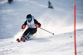 记者：拜仁对霍村前锋阿斯拉尼兴趣愈发明确，已开始相关接触