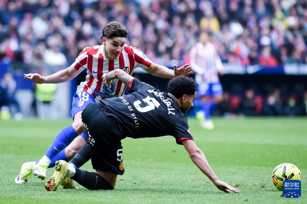 欧冠切尔西21头名出线斯特林破门新援首秀建功